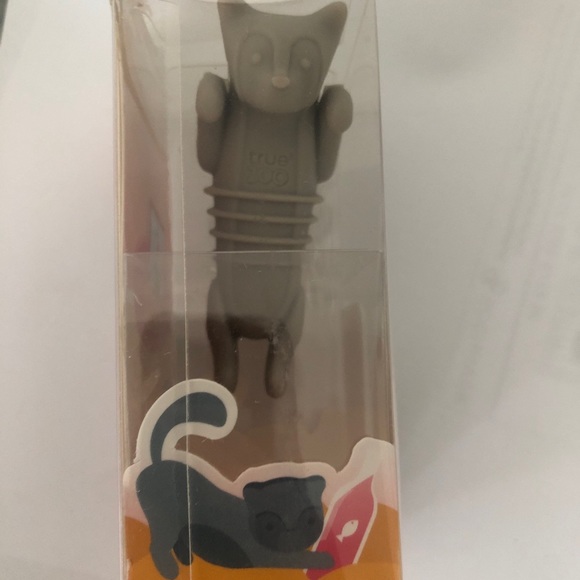 Cat bottle stopper TrueZoo, NEW orig. box, Fun gift Wine bottle cork replacement - Picture 5 of 6